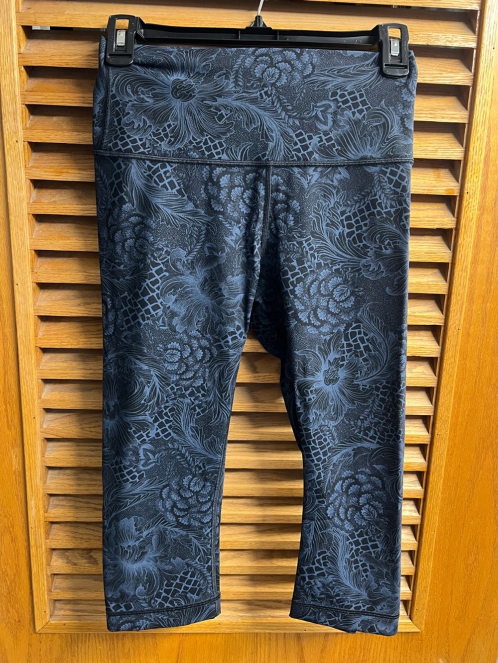 Lululemon capri leggings